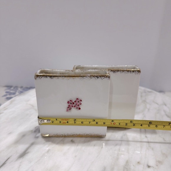 Floral Ceramic mid century planter trinket dish with Gold Trim - Picture 4 of 11